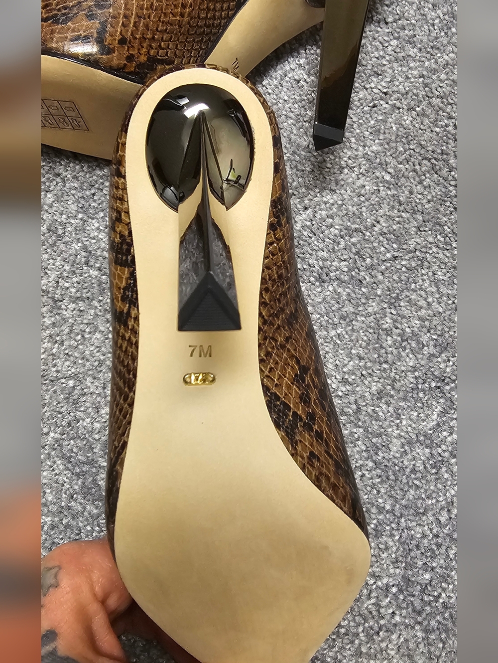 New Michael Kors Halle Leather Mule Pump Sz 7 Snakeskin - Picture 2 of 6